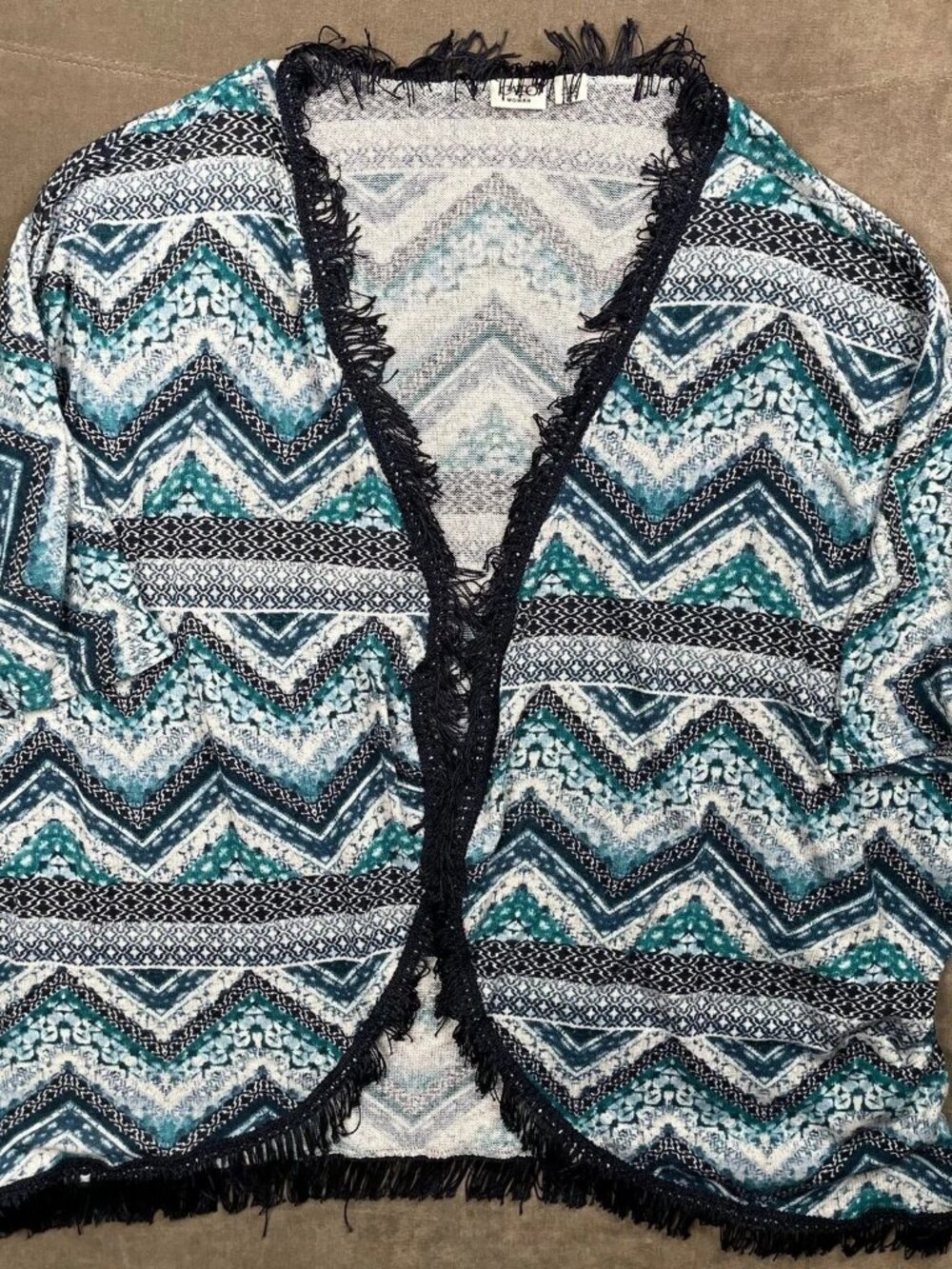 CATO Green Herringbone Pattern Woven Short Sleeve Top Women's Size 26/28
